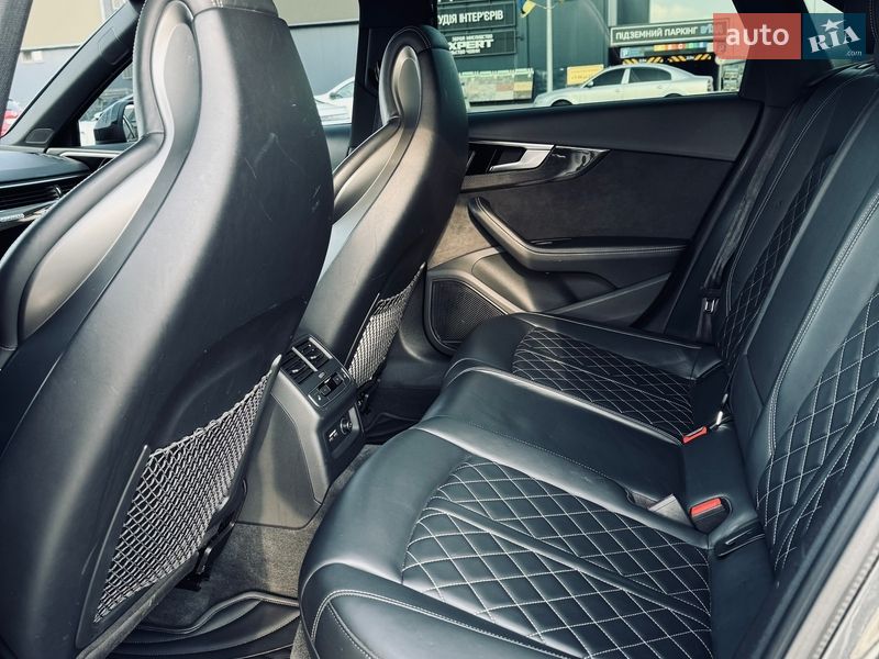 Седан Audi S4 2020 в Києві