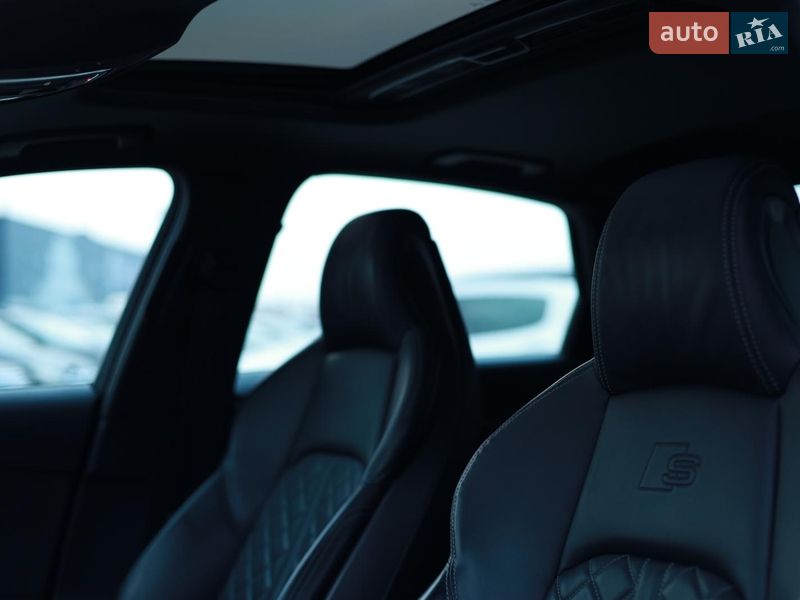 Седан Audi S4 2022 в Львове фото 19 Седан Audi S4 2022 в Львове
