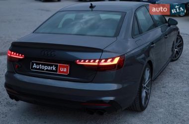 Седан Audi S4 2022 в Львове