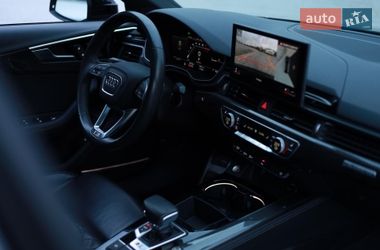 Седан Audi S4 2022 в Львове