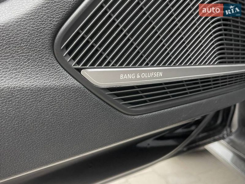 Седан Audi S4 2017 в Львове фото 17 Седан Audi S4 2017 в Львове