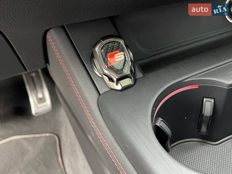 Седан Audi S4 2017 в Львове фото 25 Седан Audi S4 2017 в Львове