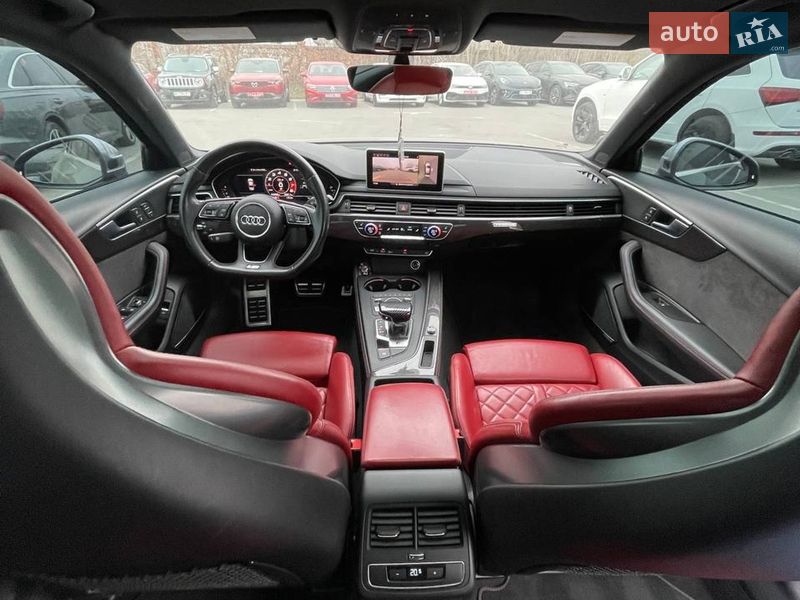 Седан Audi S4 2017 в Львове фото 32 Седан Audi S4 2017 в Львове