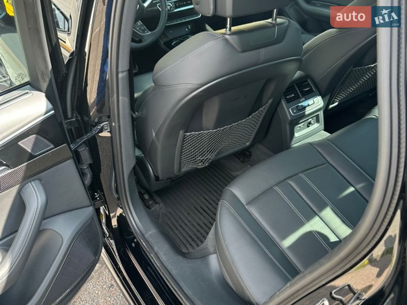 Седан Audi S4 2022 в Харькове