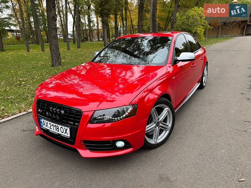 Седан Audi S4 2010 в Киеве