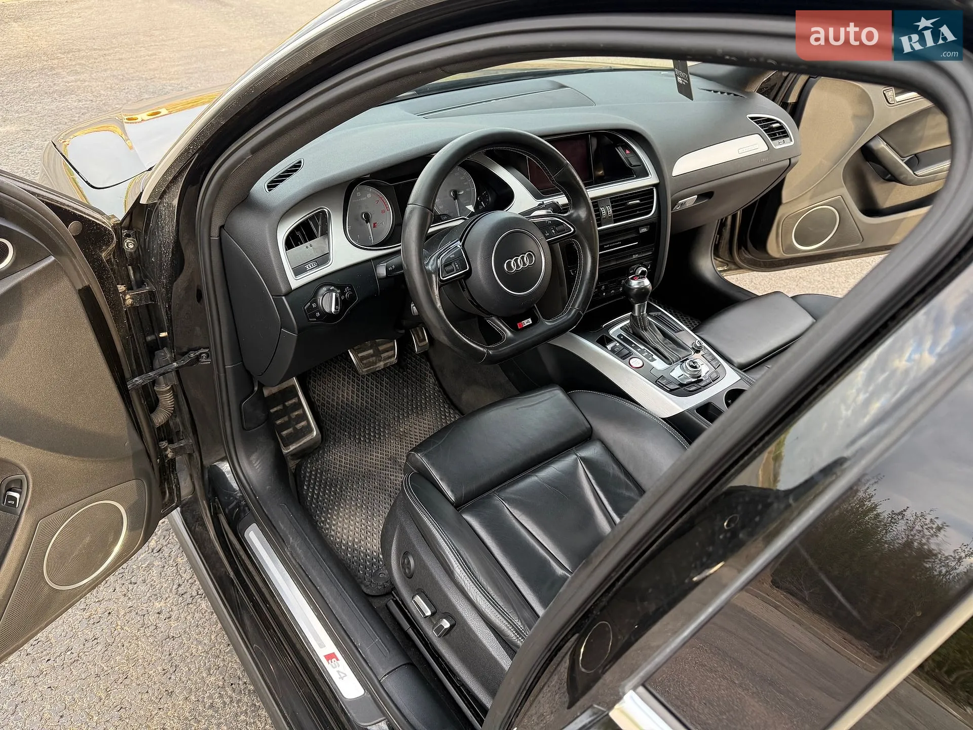 Audi S4 2015 VIN WAUBGAFL2GA006900 фото оголошення 14 з 23
