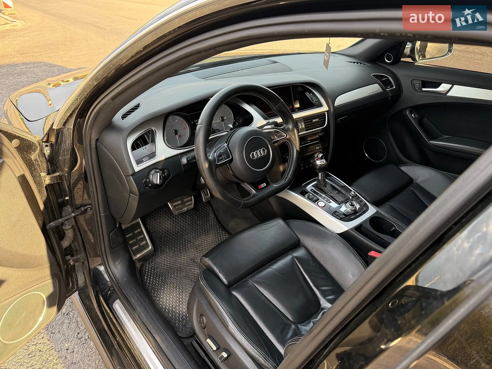 Audi S4 2015 VIN WAUBGAFL2GA006900 фото оголошення 15 з 23