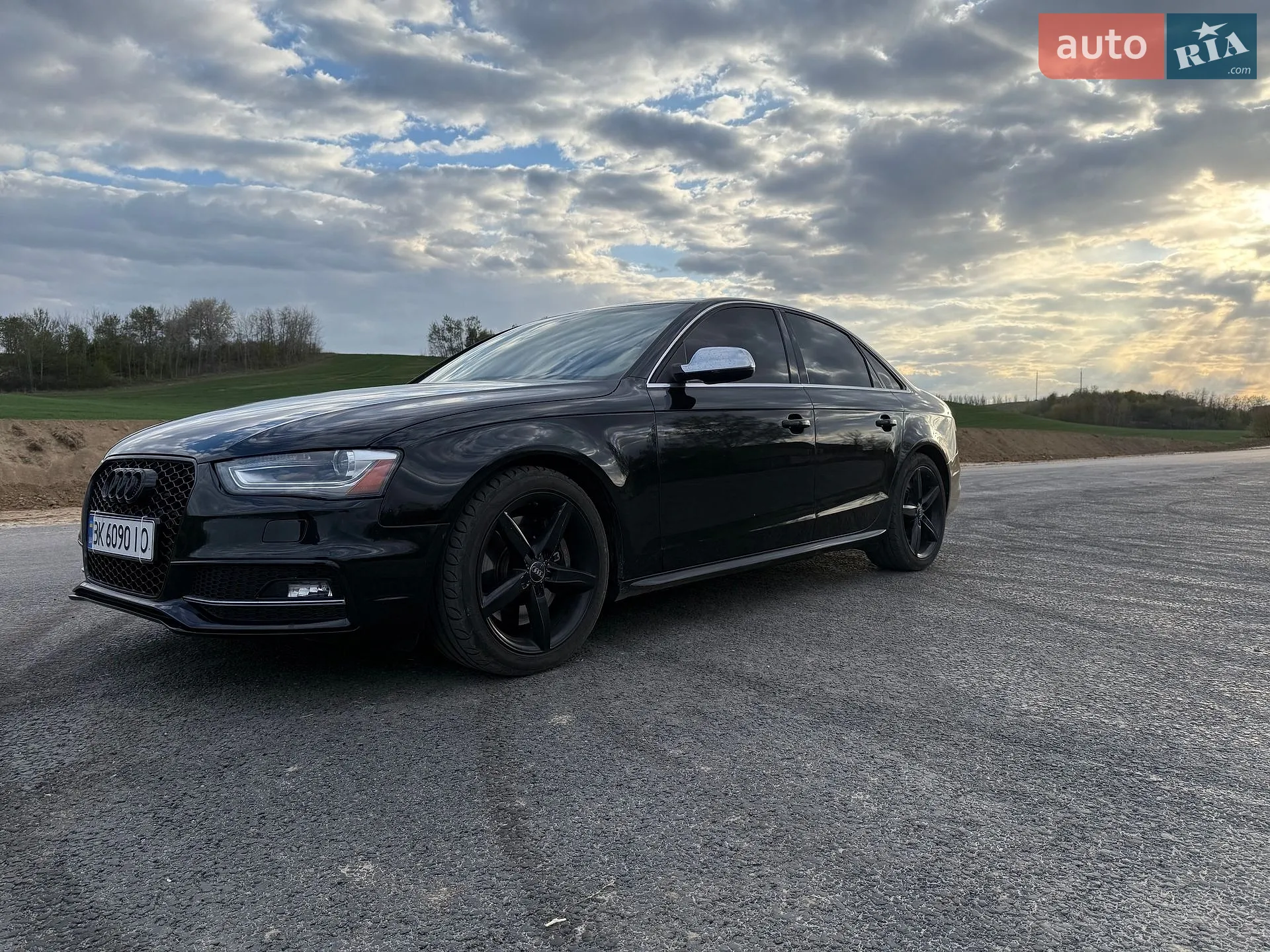 Audi S4 2015 VIN WAUBGAFL2GA006900 фото оголошення 2 з 23