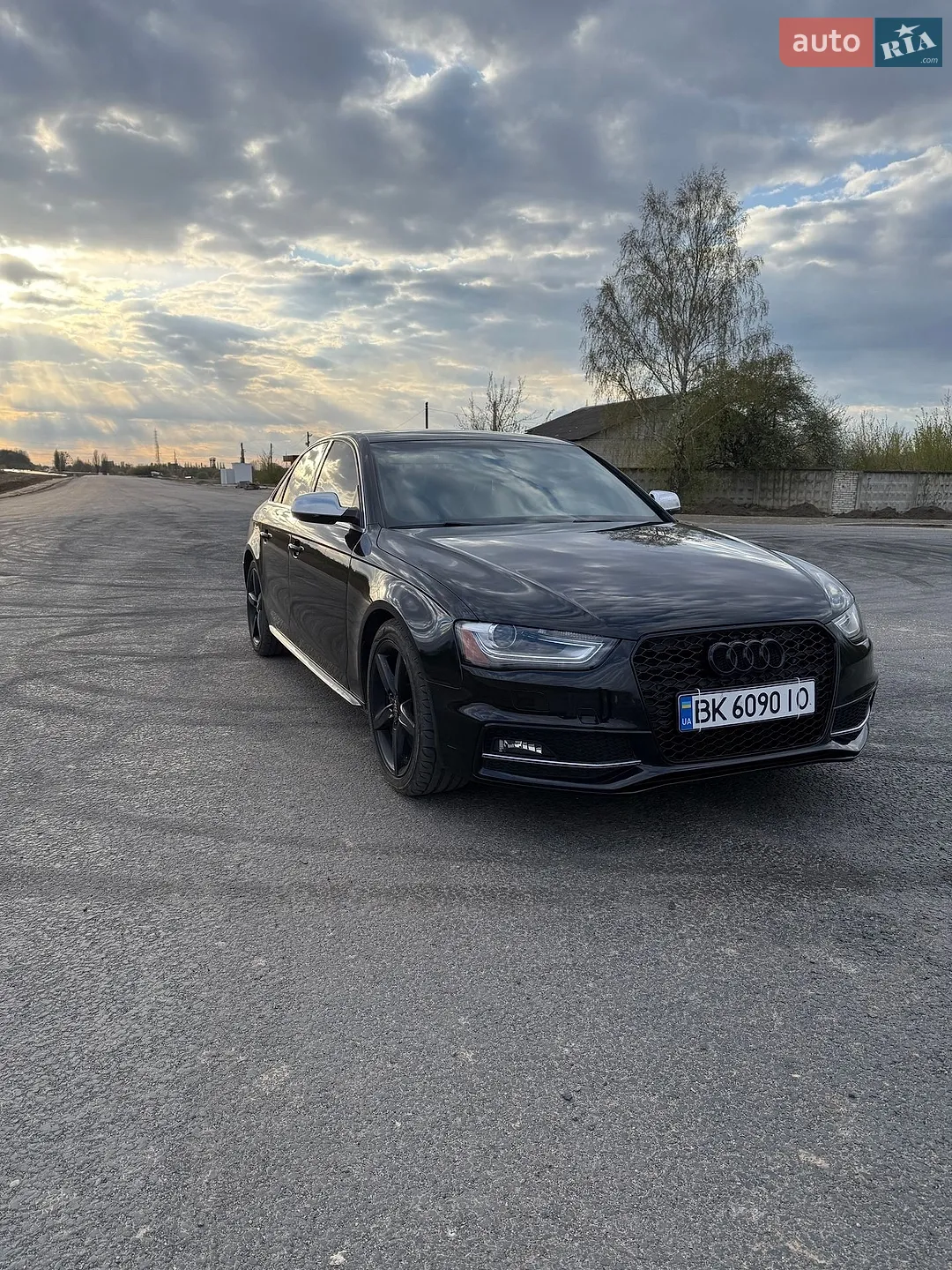 Audi S4 2015 VIN WAUBGAFL2GA006900 фото оголошення 3 з 23
