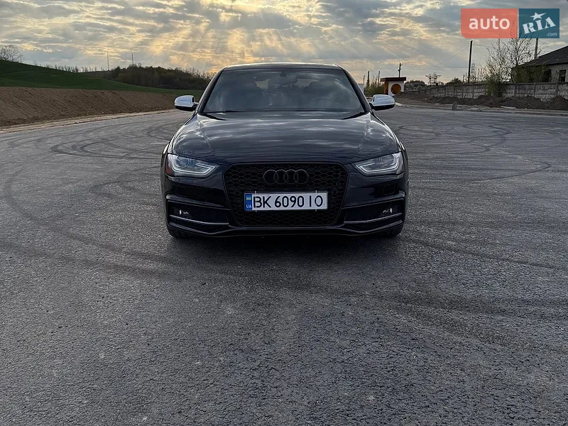 Audi S4