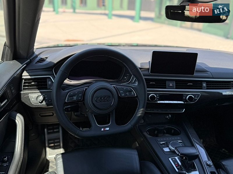 Седан Audi S4 2019 в Ірпені