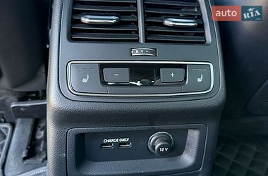 Седан Audi S4 2019 в Ірпені