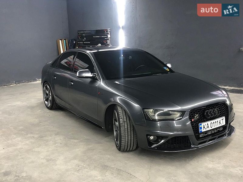 Седан Audi S4 2014 в Львове