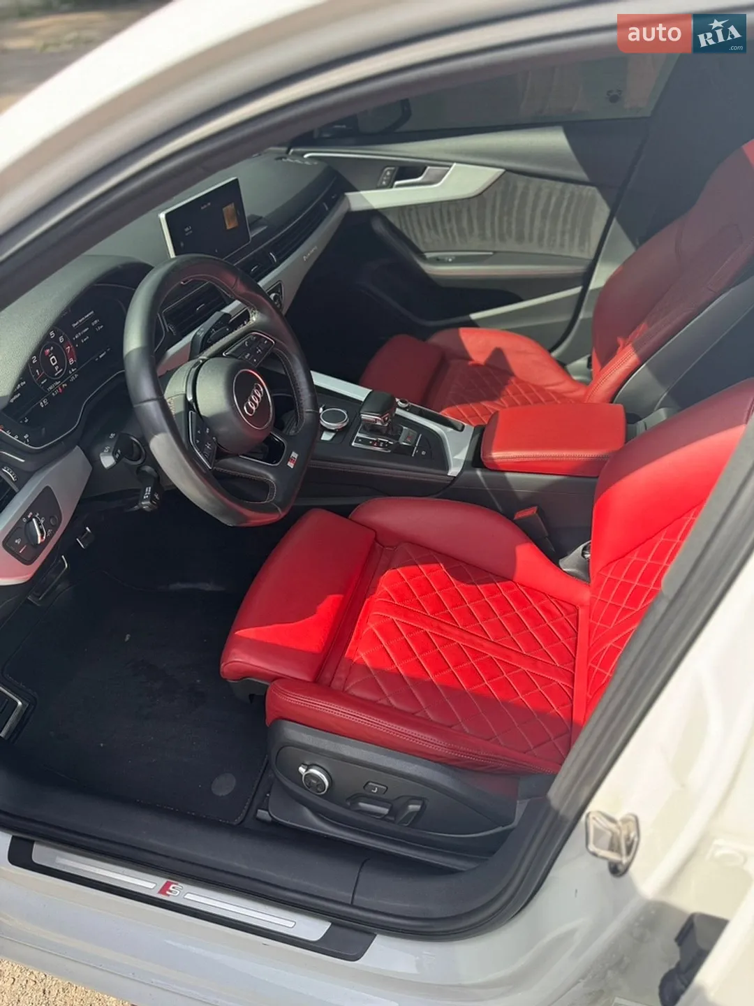2017 Audi S4 - мініатюра 19