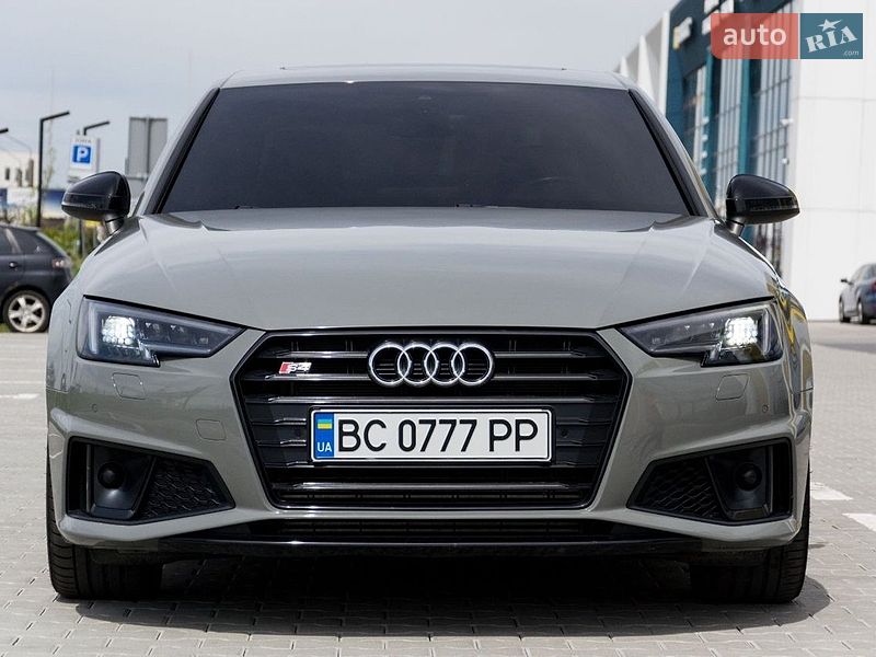 Audi S4 2019