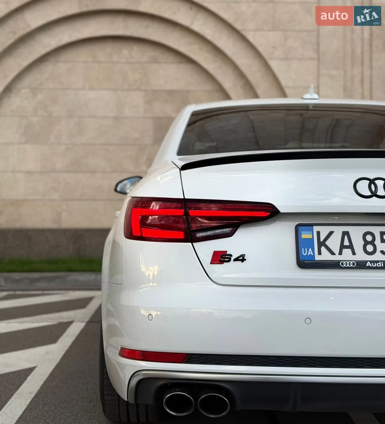 2017 Audi S4 - мініатюра 12