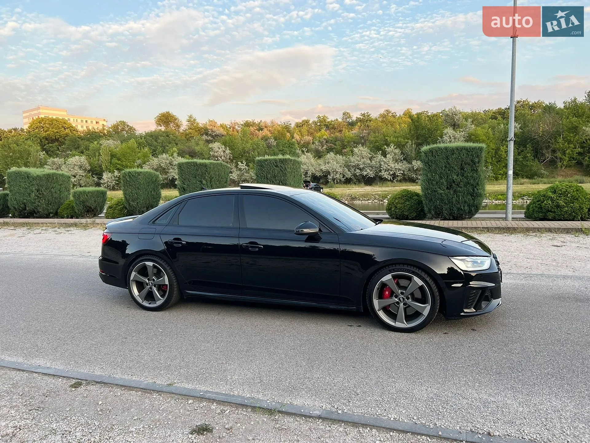 2019 Audi S4 - мініатюра 6