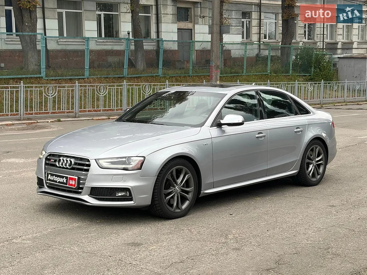 2013 MG 6 - мініатюра 27