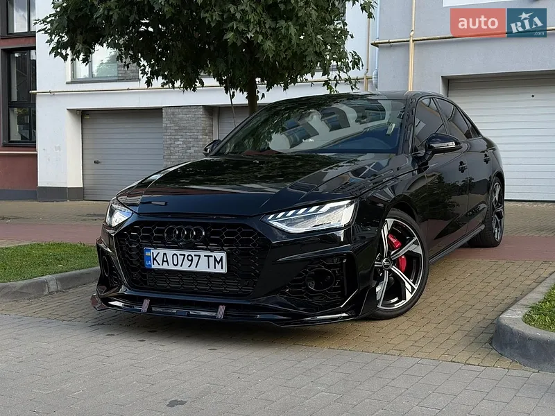 Audi S4