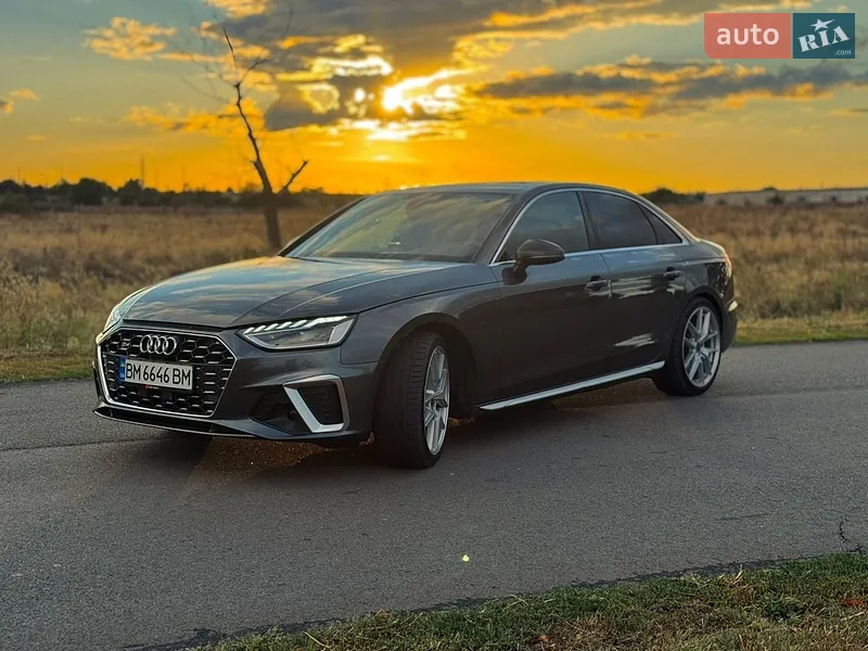Audi S4