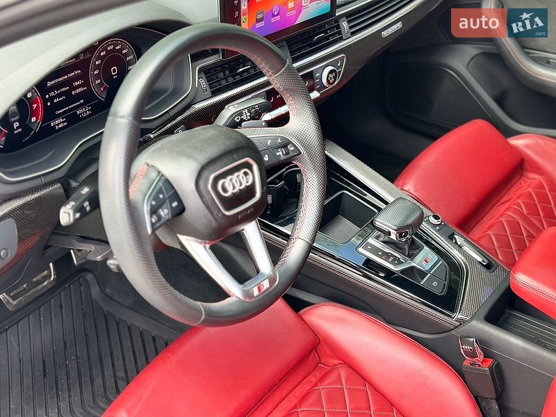 Седан Audi S4 2020 в Харькове