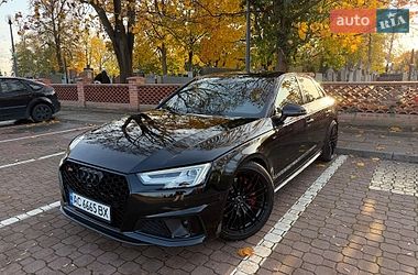 Седан Audi S4 2017 в Киеве
