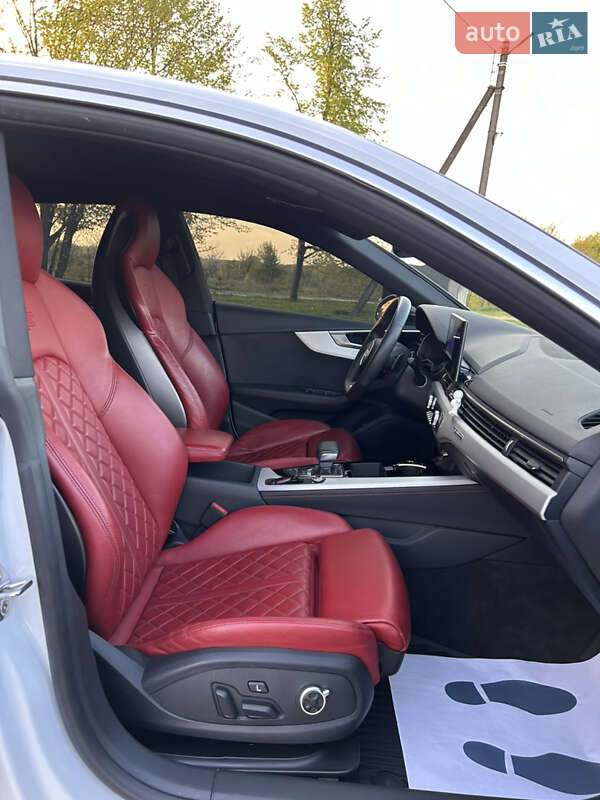 Лифтбек Audi S5 Sportback 2020 в Коломые