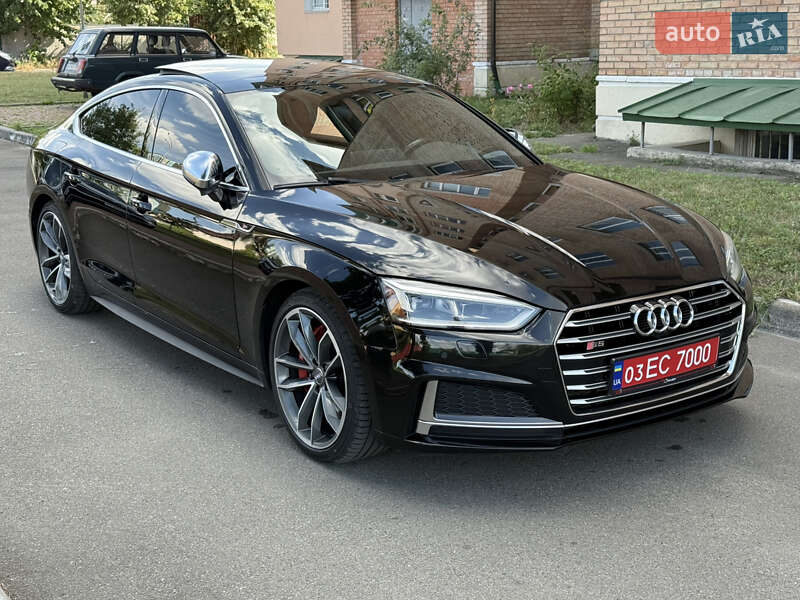 Лифтбек Audi S5 Sportback 2018 в Киеве