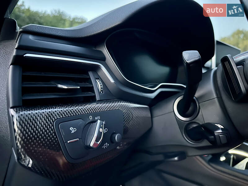 Купе Audi S5 Sportback 2018 в Днепре