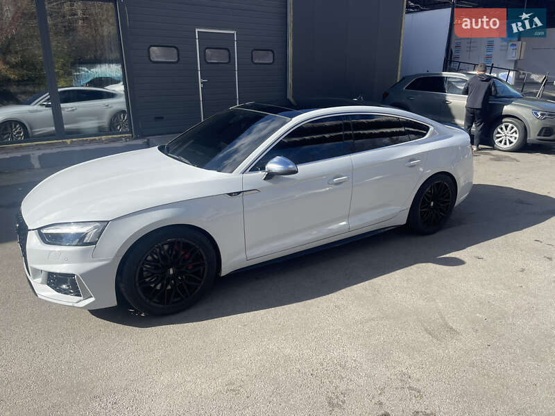 Лифтбек Audi S5 Sportback 2017 в Киеве фото 3 Лифтбек Audi S5 Sportback 2017 в Киеве