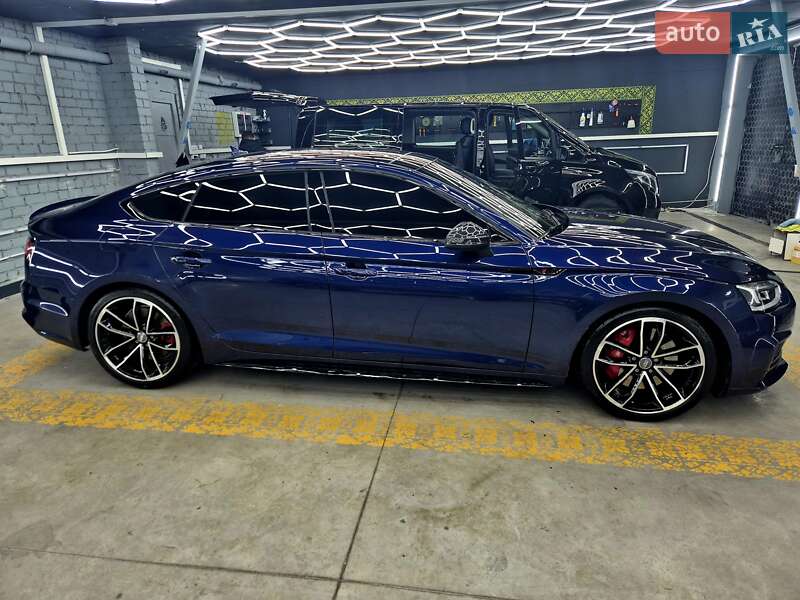 Лифтбек Audi S5 Sportback 2019 в Киеве фото 4 Лифтбек Audi S5 Sportback 2019 в Киеве