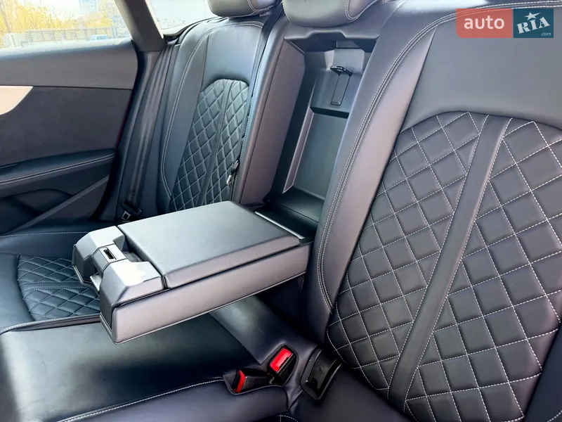 Audi S5 Sportback 2017 VIN WAUC4CF53JA068551 фото оголошення 24 з 77