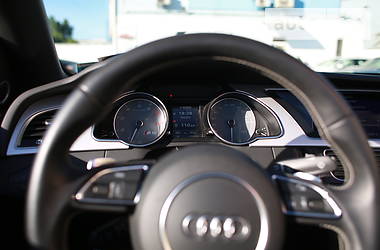 Кабріолет Audi S5 2015 в Києві