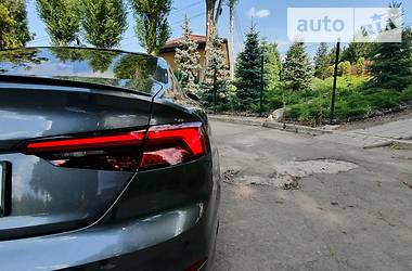 Седан Audi S5 2017 в 