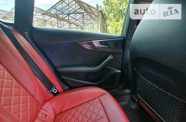 Седан Audi S5 2017 в 