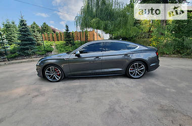 Седан Audi S5 2017 в 