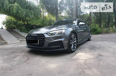Седан Audi S5 2017 в 