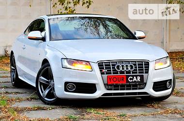 Купе Audi S5 2009 в Киеве