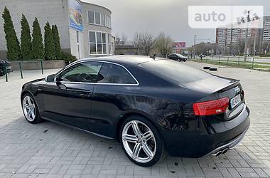 Купе Audi S5 2012 в 