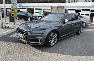 Хэтчбек Audi S5 2018 в Киеве