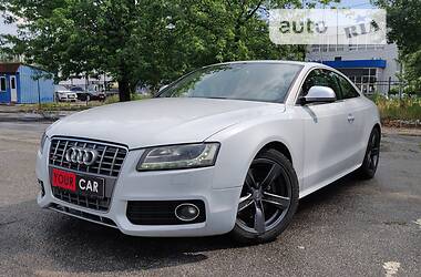 Купе Audi S5 2009 в Киеве