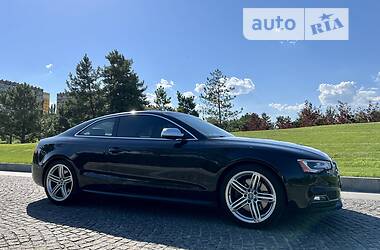 Купе Audi S5 2012 в Днепре