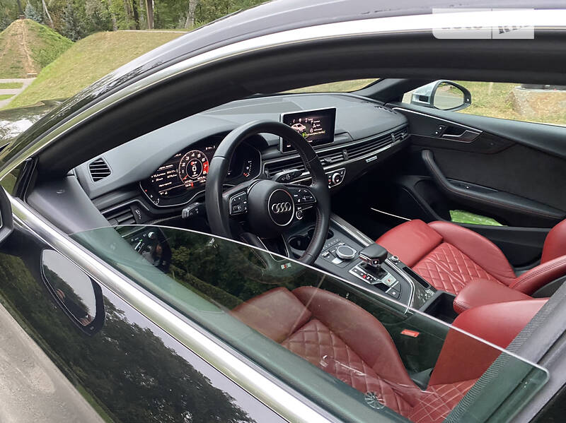 Купе Audi S5 2017 в Києві