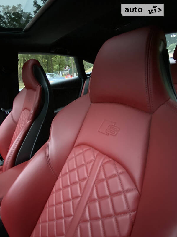 Купе Audi S5 2017 в Києві