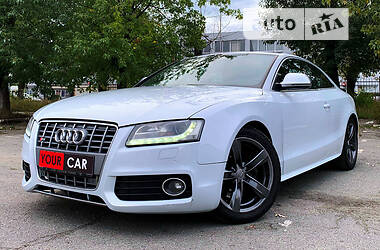 Купе Audi S5 2009 в Киеве