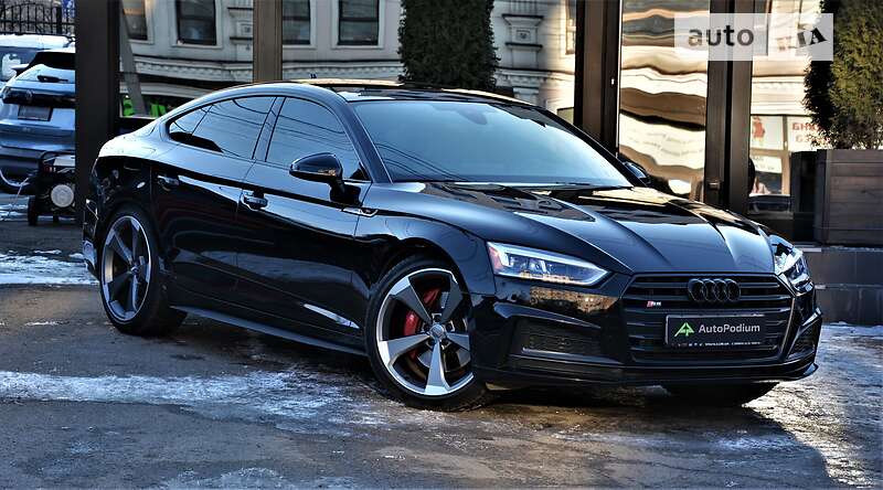 Купе Audi S5 2019 в 