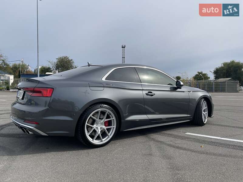 Купе Audi S5 2017 в Дніпрі