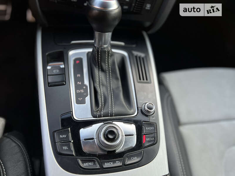 Купе Audi S5 2012 в Києві