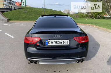 Купе Audi S5 2013 в Киеве
