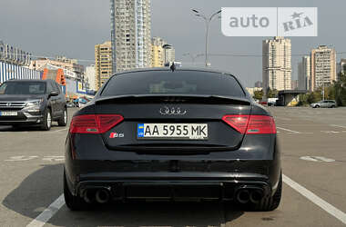 Купе Audi S5 2013 в Киеве